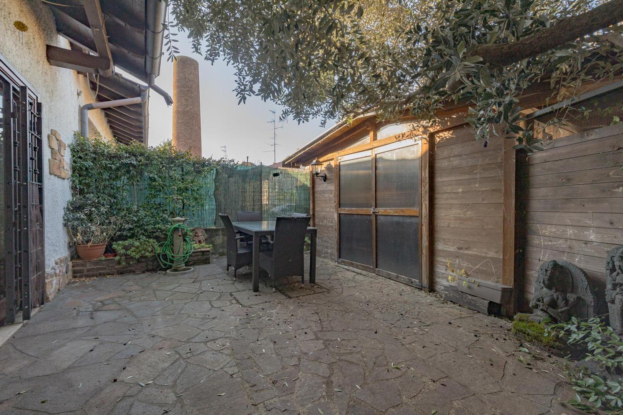 Villa Malpensa Jacuzzi House Ferno Esterno foto