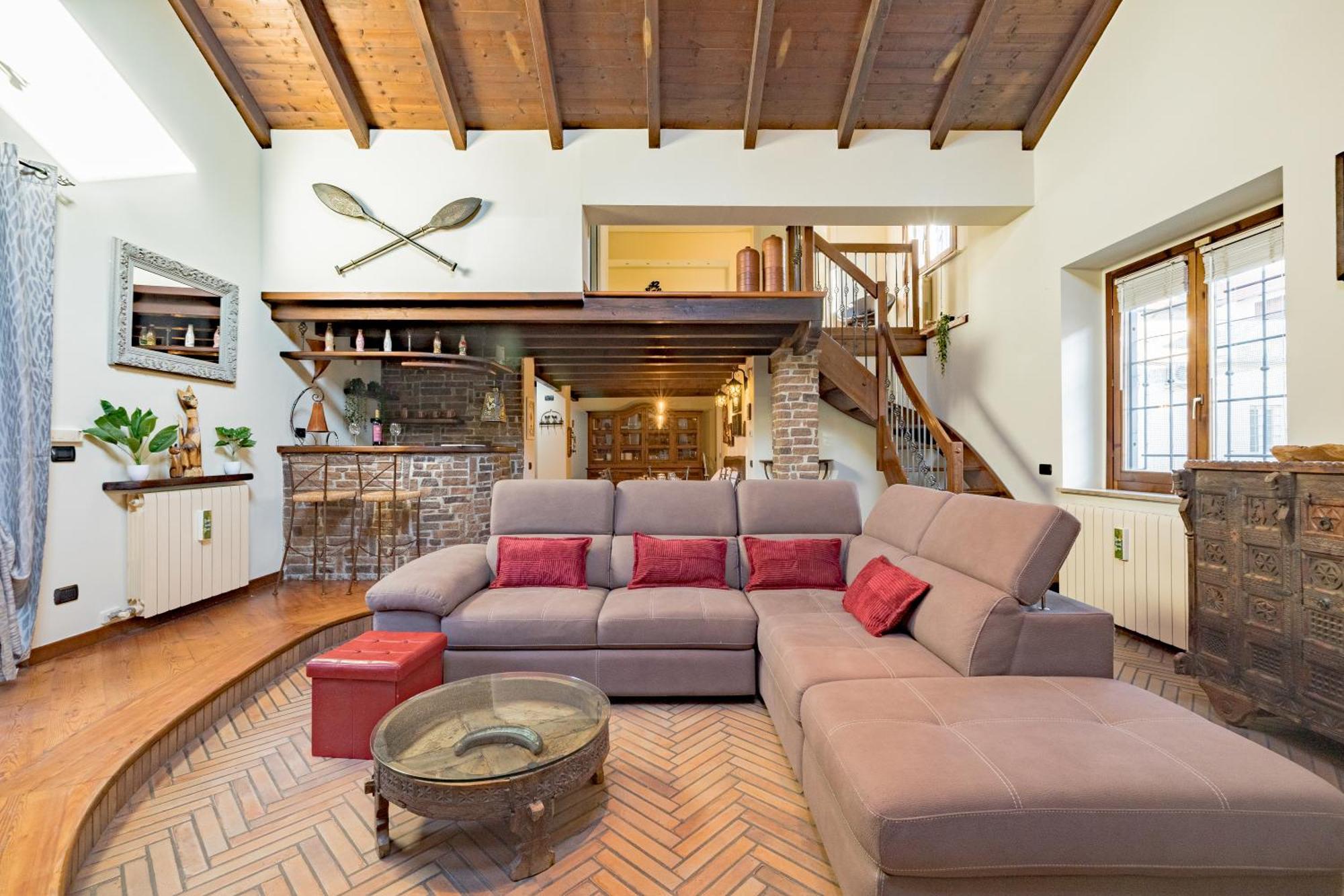 Villa Malpensa Jacuzzi House Ferno Esterno foto